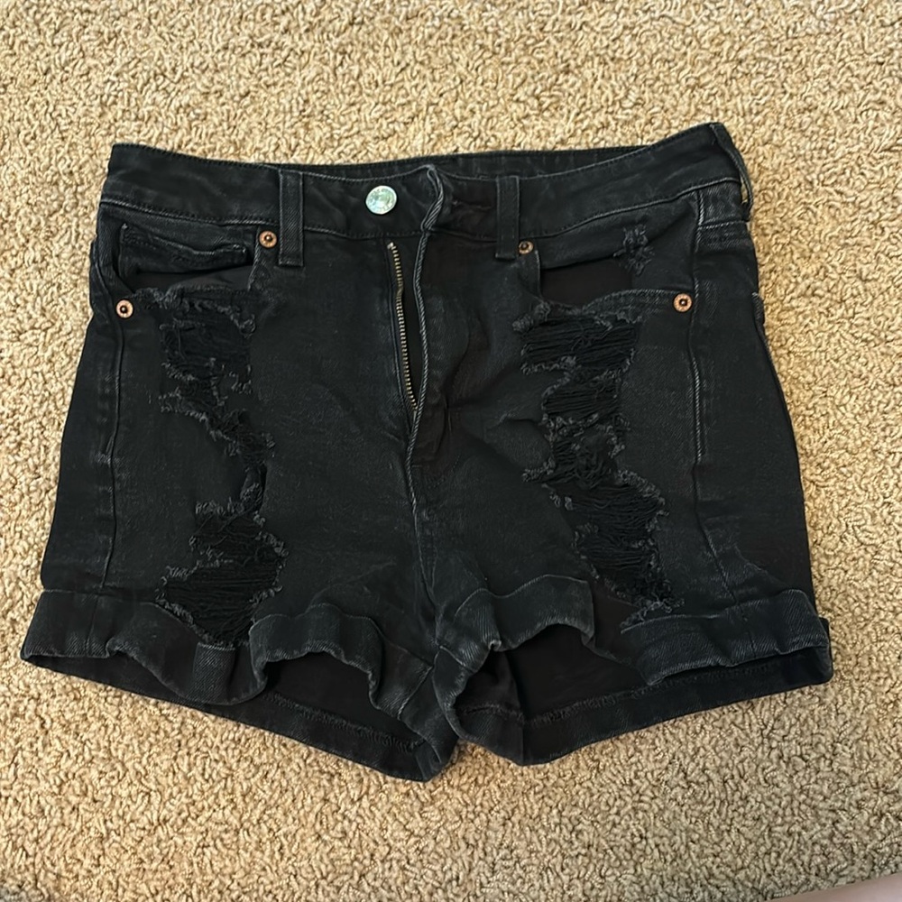 American Eagle black shorts! Perfect for the summer